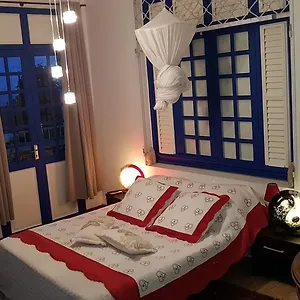  Bed & Breakfast Vi Get' S